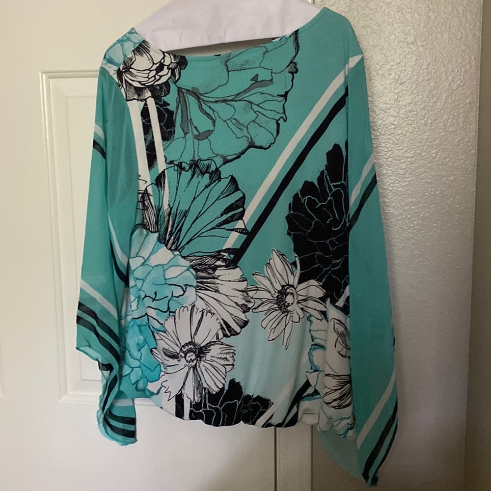 Blue Flower Patterned Blouse